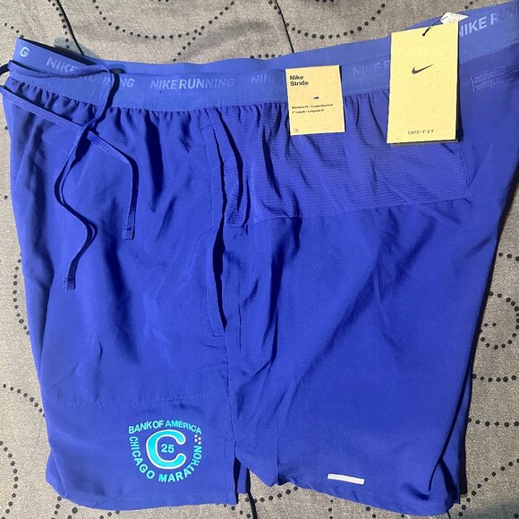 NIKE RUNNING CHICAGO MARATHON 2025 DEEP NIGHT LINED SHORTS SIZE 2XL O XL MEN $55 - Picture 1 of 4